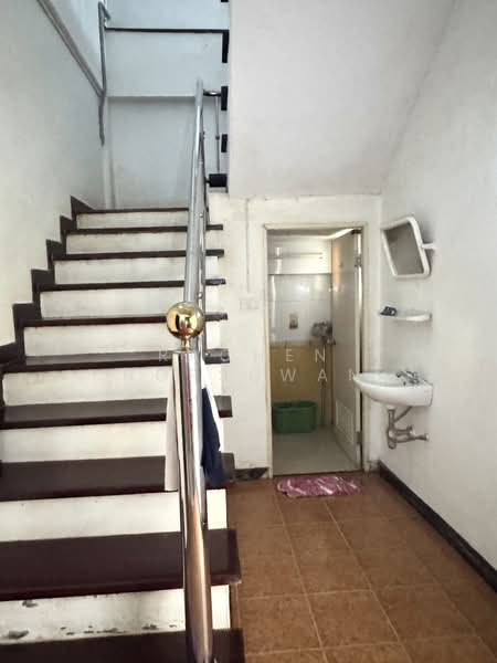 Two-story townhouse for rent in Sakon Mongkol, Hat Yai. 3 bedrooms, all with air conditioning., Songkhla, Hat-Yai, Hat Yai, Songkhla, 3 Bedrooms, 188 sqm, Townhouse For Rent, by Rachen Nopsuwan, 500156781 - DDproperty.com