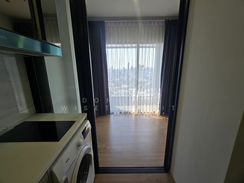 Cloud Thonglor-Phetchaburi, Bangkok, 1986 New Petchaburi Road, Bang Kapi, Huai Khwang, Bangkok, 1 Bedroom, 38 sqm, Condo For Rent, by Dontida Wisetphanit, 500156808 - DDproperty.com