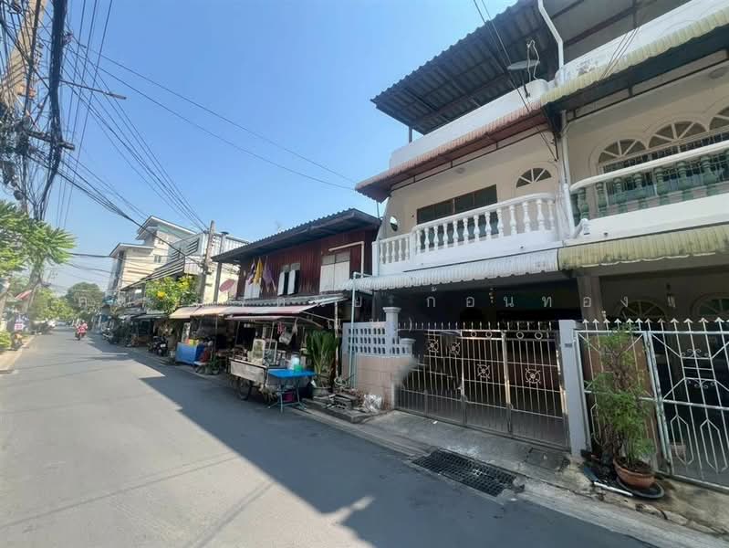 ทาวน์เฮ้าส์ 2 ชั้น 19 ตร.ว. ทาวน์เฮ้าส์ ซอยพหลโยธิน47, Bangkok, Lat Yao, Chatuchak, Bangkok, 3 Bedrooms, 100 sqm, Townhouse For Sale, by คุณ ณัฐดนัย ก้อนทอง (ณน), 500156837 - DDproperty.com