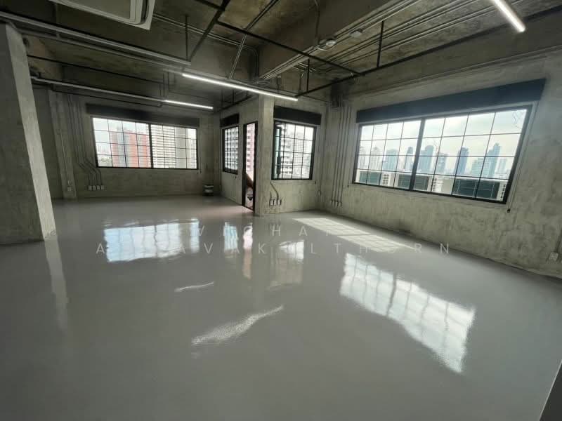 Peterson Sukhumvit 26, กรุงเทพ, คลองตัน, คลองเตย, กรุงเทพ, 173 ตร.ม., สำนักงาน ให้เช่า, โดย Vichai Annavakulthorn, 500156877 - DDproperty.com