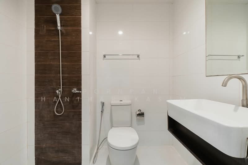 A Space Me Sukhumvit 77, Bangkok, 2363 Soi Sukhumvit 77, Sukhumvit Road, Suan Luang, Suan Luang, Bangkok, 1 Bedroom, 28 sqm, Condo For Sale, by Pornpan Chantharakasemchai, 500156898 - DDproperty.com