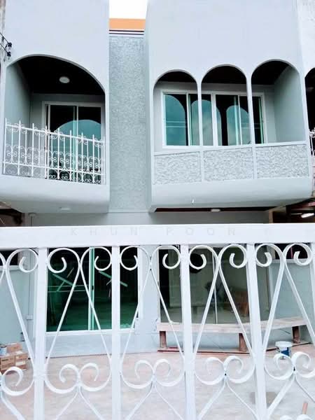 For Rent: Newly Renovated Townhome | Only 4 km to Thonglor (SPSSR91), Bangkok, ถ. พัฒนาการ, Suan Luang, Suan Luang, Bangkok, 4 Bedrooms, 160 sqm, Townhouse For Rent, by Khun Poon, 500156899 - DDproperty.com