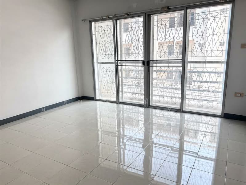 ทาวน์โฮม 3 ชั้น 18 ตร.ว. ทาวน์โฮม ซอยรามคำแหง24 แยก8, Bangkok, Hua Mak, Bang Kapi, Bangkok, 4 Bedrooms, 100 sqm, Townhouse For Sale, by คุณ ณภัชนันท์ อินชญาดา (เจณ), 500156903 - DDproperty.com