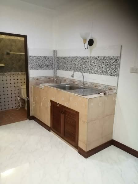 3-BR Townhouse, Bangkok, Bang Na Nuea, Bang Na, Bangkok, 3 Bedrooms, 96 sqm, Townhouse For Sale, by Patcharaporn Binsorlae, 500156908 - DDproperty.com