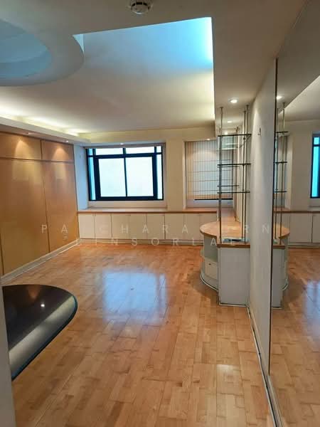 Pipat Place, Bangkok, 37 Soi Sathon 6, Silom, Bang Rak, Bangkok, 1 Bedroom, 52 sqm, Condo For Sale, by Patcharaporn Binsorlae, 500156916 - DDproperty.com