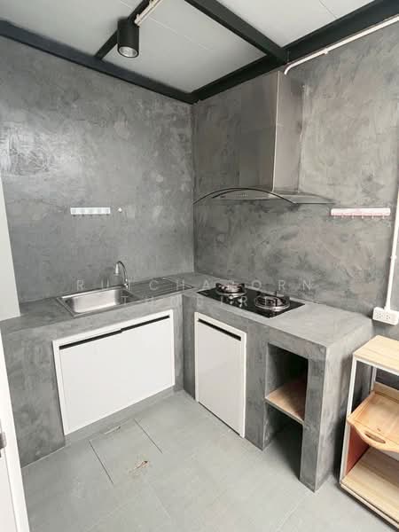 ทาวน์เฮ้าส์ ให้เช่า – ใกล้มีโชคพลาซ่า เพียง 5 นาที ค่าเช่า 22,000 บาท / เดือน รหัสทรัพย์ : No.5H634, เชียงใหม่, สันผีเสื้อ, เมืองเชียงใหม่, เชียงใหม่, 103 ตร.ม., ทาวน์เฮ้าส์ ให้เช่า, โดย Rutchaporn Tunsiri, 500156925 - DDproperty.com