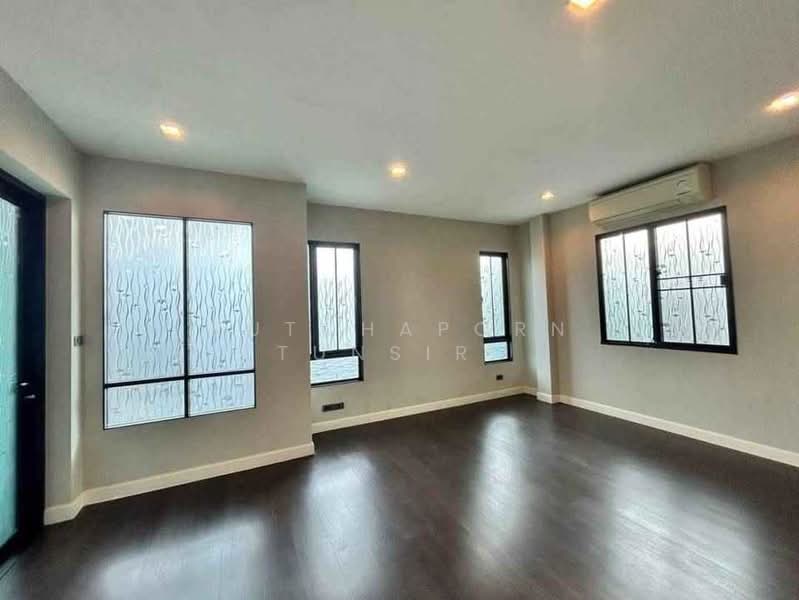 บ้านในโครงการ ให้เช่า – ใกล้มีโชคพลาซ่า เพียง 5 นาที ค่าเช่า 38,000 บาท / เดือน รหัสทรัพย์ : No.5H63, เชียงใหม่, หนองจ๊อม, สันทราย, เชียงใหม่, 150 ตร.ม., บ้านเดี่ยว ให้เช่า, โดย Rutchaporn Tunsiri, 500156948 - DDproperty.com