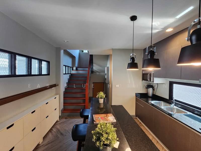 Home office Area Sukumvit, กรุงเทพ, คลองตัน, คลองเตย, กรุงเทพ, 389 ตร.ม., ตึกแถว-อาคารพาณิชย์ ขาย, โดย Eastblue Horizon, 500156977 - DDproperty.com