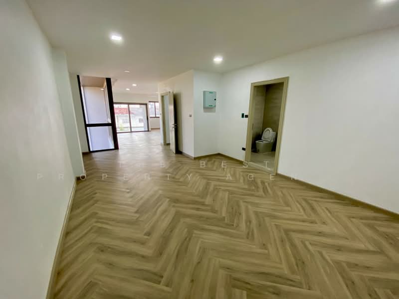 บ้านแฝดบางเขน กรุงเทพมหานคร, กรุงเทพ, ท่าแร้ง, บางเขน, กรุงเทพ, 350 ตร.ม., บ้านแฝด ขาย, โดย The Best Property Agent ไก่, 500156980 - DDproperty.com