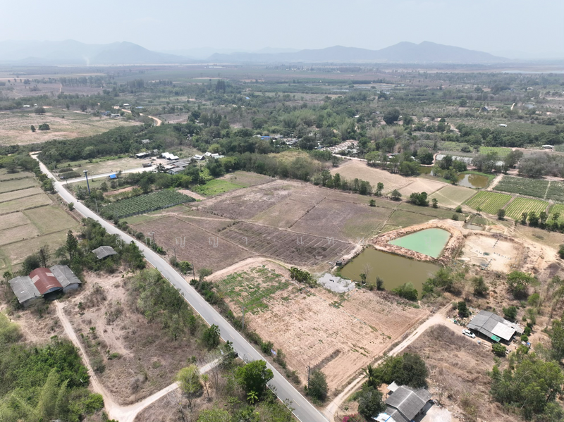 ที่ดิน 6 ไร่ 3 งาน มีบ่อน้ำในตัว - ต.อ่างหิน อ.ปากท่อ ราชบุรี, ราชบุรี, อ่างหิน, ปากท่อ, ราชบุรี, 10,800 ตร.ม., ที่ดิน ขาย, โดย สุกัญญา แทนทำนุ, 500156985 - DDproperty.com