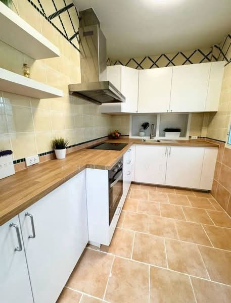 Nantawan Sukhumvit 77, Bangkok, Sukhumvit 77 (On Nut 44), Bang Chak, Phra Khanong, Bangkok, 3 Bedrooms, 250 sqm, Single Detached House For Rent, by Khun Eve, 500156988 - DDproperty.com