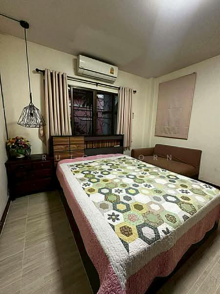 Pool Villa ให้เช่า – ใกล้มีโชคพลาซ่า เพียง 5 นาที ค่าเช่า 60,000 บาท / เดือน รหัสทรัพย์ : No.5P003, เชียงใหม่, สันทรายน้อย, สันทราย, เชียงใหม่, 200 ตร.ม., บ้านเดี่ยว ให้เช่า, โดย Rutchaporn Tunsiri, 500157007 - DDproperty.com