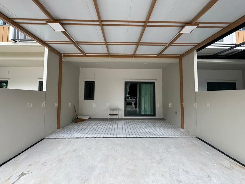 PLEX Onnut - Wongwaen, Bangkok, Sukhaphiban 2 Road, Dok Mai, Prawet, Bangkok, 3 Bedrooms, 150 sqm, Townhouse For Rent, by ณภัทร พรสิริเมธากุล, 500157011 - DDproperty.com