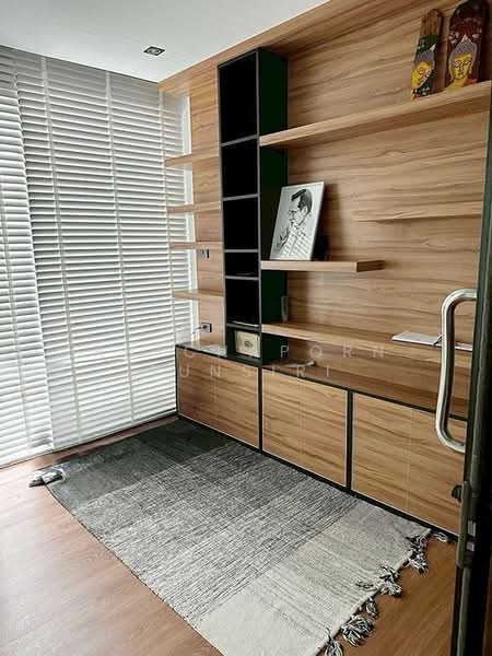 ทาวน์เฮ้าส์ให้เช่า – ใกล้เซ็นทรัลเฟสติวัล ค่าเช่า 38,000 บาท / เดือน รหัสทรัพย์ : No.6H323, เชียงใหม่, สันพระเนตร, สันทราย, เชียงใหม่, 185 ตร.ม., ทาวน์เฮ้าส์ ให้เช่า, โดย Rutchaporn Tunsiri, 500157029 - DDproperty.com