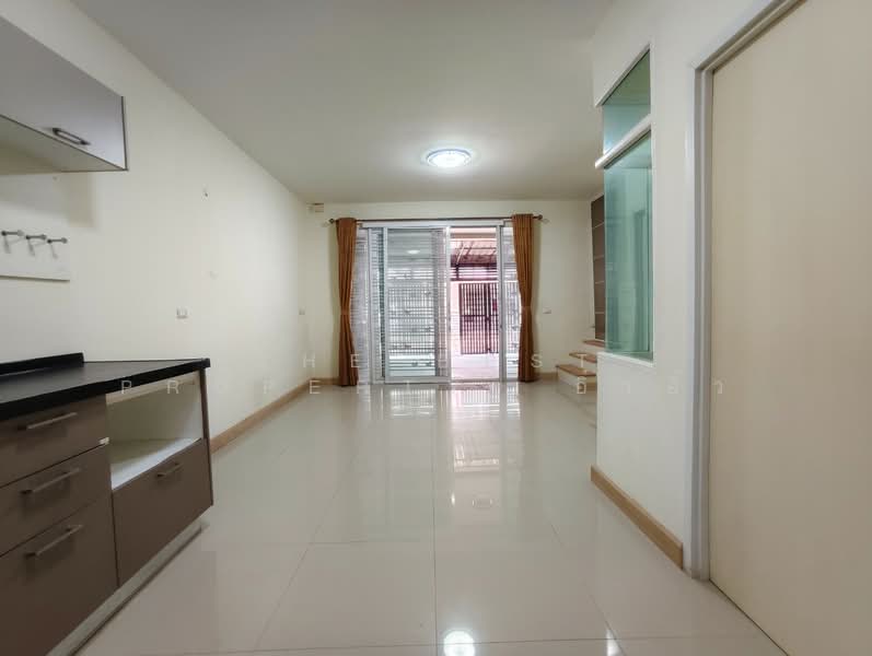 ทาวน์เฮ้าส์สนามจันทร์ นครปฐม, Nakhon Pathom, Sanam Chan, Muang Nakhon Pathom, Nakhon Pathom, 4 Bedrooms, 130 sqm, Townhouse For Sale, by The Best Property  อิ๋วอิ๋ว, 500157050 - DDproperty.com