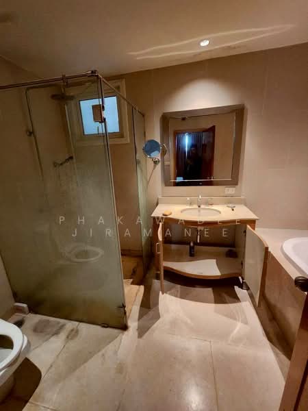 The Empire Place, Bangkok, 88 Narathiwatratchanakharin Road, Thung Maha Mek, Sathon, Bangkok, 2 Bedrooms, 100 sqm, Condo For Rent, by Phakawadee Jiramanee, 500157095 - DDproperty.com