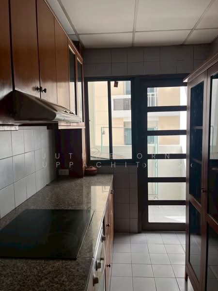 Top View Tower, Bangkok, Soi Sukhumvit 59, Khlong Tan Nua, Watthana, Bangkok, 3 Bedrooms, 199 sqm, Condo For Rent, by Juthabhorn Uppachit (Amy), 500157109 - DDproperty.com