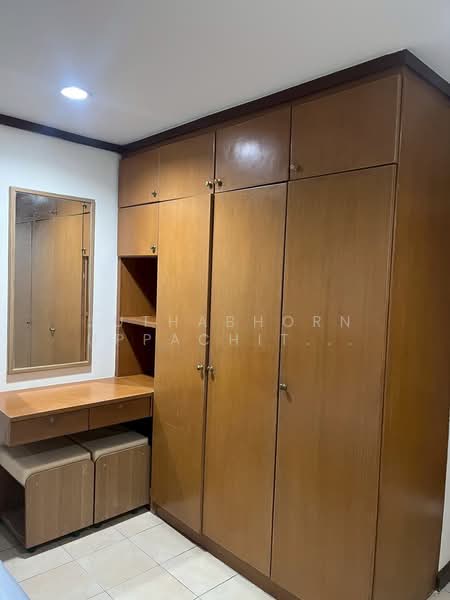 Top View Tower, Bangkok, Soi Sukhumvit 59, Khlong Tan Nua, Watthana, Bangkok, 3 Bedrooms, 199 sqm, Condo For Rent, by Juthabhorn Uppachit (Amy), 500157109 - DDproperty.com