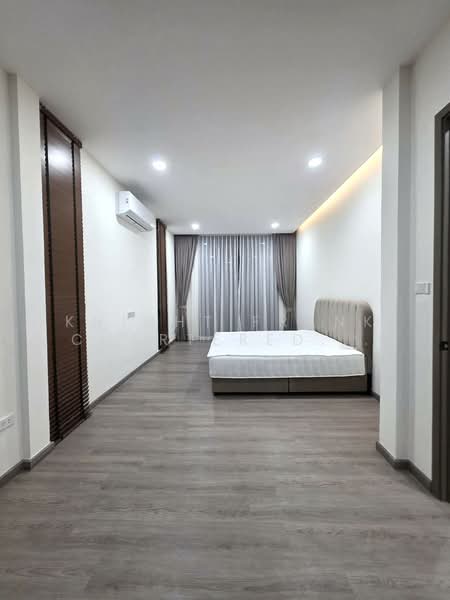 House in Sukhumvit, Bangkok, Bang Chak, Phra Khanong, Bangkok, 3 Bedrooms, 250 sqm, Single Detached House For Sale, by Knight Frank Chartered (Thailand) Co.,Ltd, 500157110 - DDproperty.com