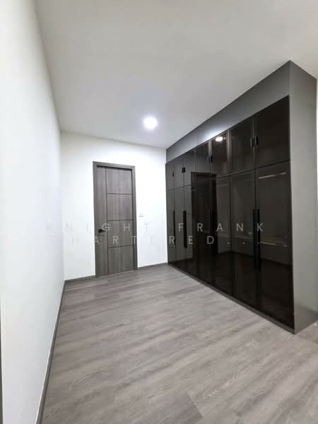 House in Sukhumvit, Bangkok, Bang Chak, Phra Khanong, Bangkok, 3 Bedrooms, 250 sqm, Single Detached House For Sale, by Knight Frank Chartered (Thailand) Co.,Ltd, 500157110 - DDproperty.com