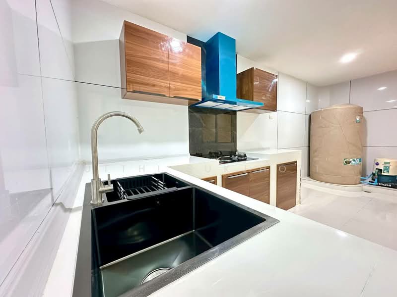 For Sale - Pruksa Town Ratchapruk, Bangkok