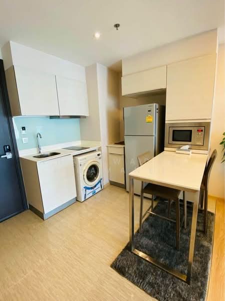 H Sukhumvit 43, Bangkok, 28 Sukhumvit 34 Road, Khlong Tan Nua, Watthana, Bangkok, 1 Bedroom, 43 sqm, Condo For Rent, by Phakawadee Jiramanee, 500157129 - DDproperty.com