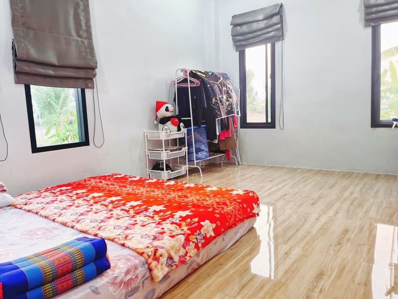 บ้านเดี่ยวพร้อมที่ดินหนองหญ้าไซ สุพรรณบุรี, Suphan Buri, Nong Ya Zai, Nong Ya Sai, Suphan Buri, 2 Bedrooms, 100 sqm, Single Detached House For Sale, by The Best Property แอ้, 500157137 - DDproperty.com