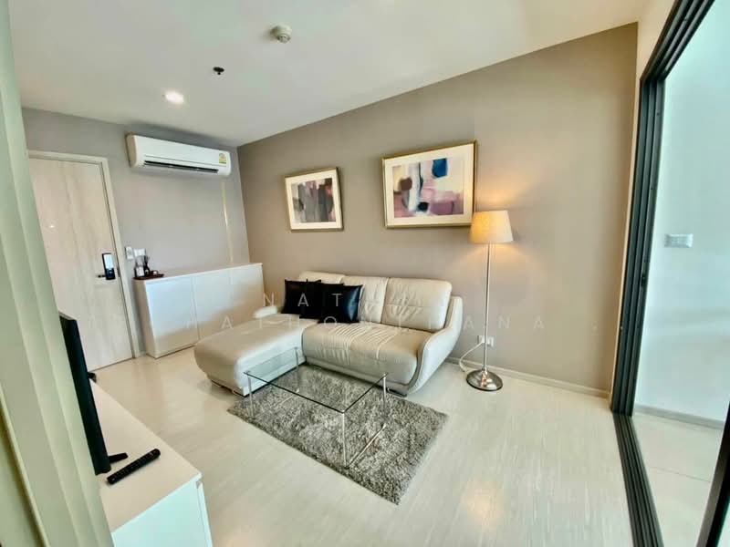 Rhythm Sukhumvit 42, Bangkok, Soi Sukhumvit 42, Sukhumvit Road, Phra Kanong, Khlong Toei, Bangkok, 1 Bedroom, 45 sqm, Condo For Rent, by Natasa Techathonthanakhun, 500157139 - DDproperty.com