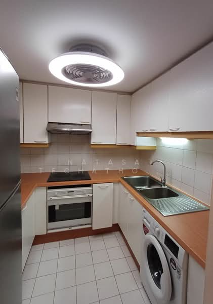 Navin Court, Bangkok, 63 Soi Ruamrudee 3, Lumphini, Pathum Wan, Bangkok, 3 Bedrooms, 90 sqm, Condo For Rent, by Natasa Techathonthanakhun, 500157146 - DDproperty.com