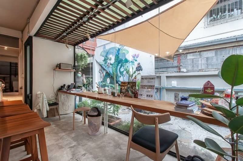 3-BR Townhouse, Bangkok, Thung Maha Mek, Sathon, Bangkok, 3 Bedrooms, 311 sqm, Townhouse For Rent, by Natasa Techathonthanakhun, 500157159 - DDproperty.com