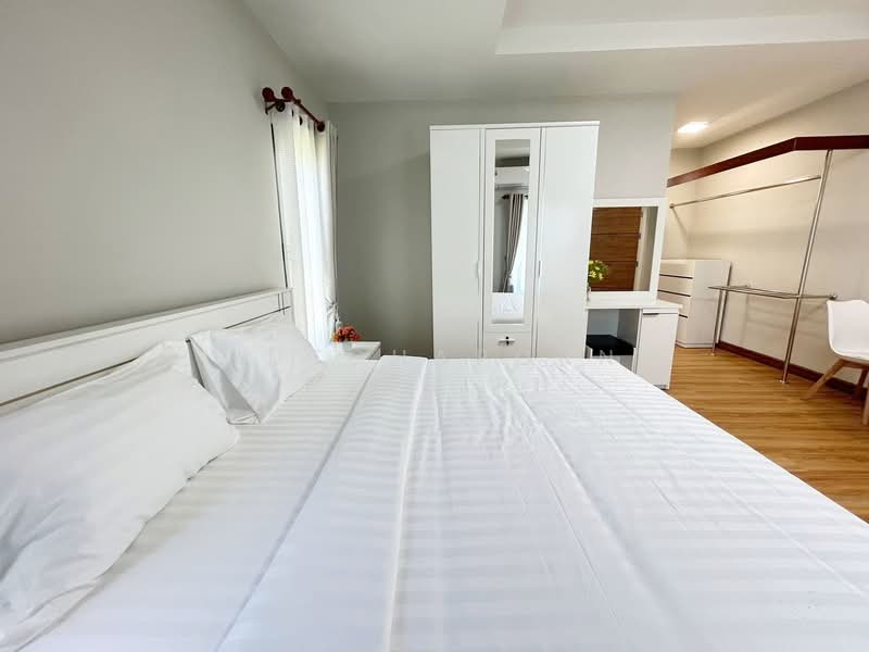 บ้านสวยให้เช่า – ใกล้ตลาดเจริญเจริญ เพียง 10 นาที ค่าเช่า 32,000 บาท / เดือน รหัสทรัพย์ : No.13H694, เชียงใหม่, สันกำแพง, สันกำแพง, เชียงใหม่, 156 ตร.ม., บ้านเดี่ยว ให้เช่า, โดย Rutchaporn Tunsiri, 500157161 - DDproperty.com