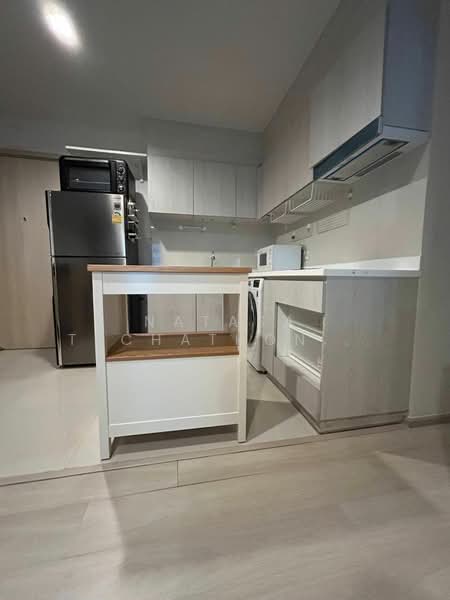 Life One Wireless, Bangkok, 1 Wireless Road, Lumphini, Pathum Wan, Bangkok, 2 Bedrooms, 63 sqm, Condo For Rent, by Natasa Techathonthanakhun, 500157181 - DDproperty.com