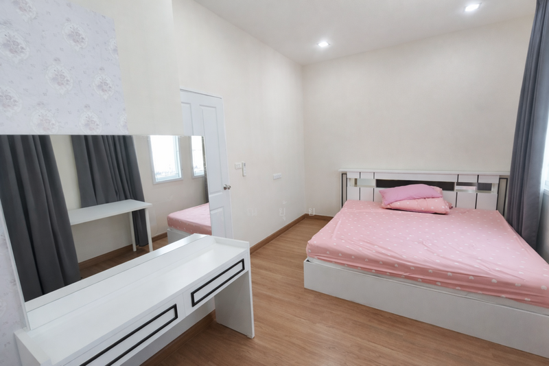 Golden Town Vibhavadi - Rangsit, Pathum Thani, Phaholyothin Road, Khlong Nung, Khlong Luang, Pathum Thani, 4 Bedrooms, 115 sqm, Townhouse For Sale, by คุณยุ้ย, 500157186 - DDproperty.com