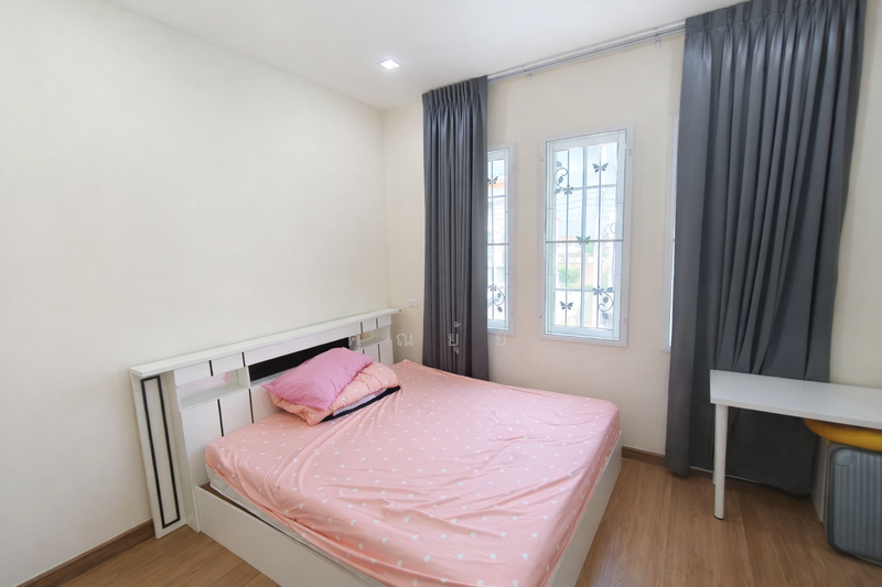 Golden Town Vibhavadi - Rangsit, Pathum Thani, Phaholyothin Road, Khlong Nung, Khlong Luang, Pathum Thani, 4 Bedrooms, 115 sqm, Townhouse For Sale, by คุณยุ้ย, 500157186 - DDproperty.com