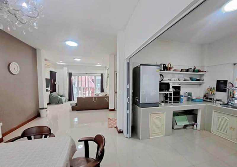 บ้านให้เช่า – ใกล้โรงเรียนนานาชาติลานนา-หางดง เพียง 10 นาที ค่าเช่า 17,000 บาท / เดือน No.14H1049, Chiang Mai, San Phak Wan, Hang Dong, Chiang Mai, 3 Bedrooms, 150 sqm, Single Detached House For Rent, by Rutchaporn Tunsiri, 500157192 - DDproperty.com