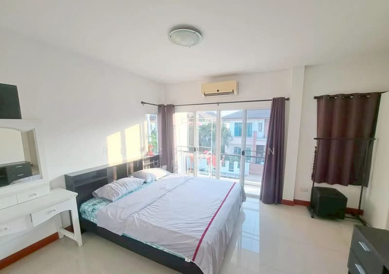 บ้านให้เช่า – ใกล้โรงเรียนนานาชาติลานนา-หางดง เพียง 10 นาที ค่าเช่า 17,000 บาท / เดือน No.14H1049, Chiang Mai, San Phak Wan, Hang Dong, Chiang Mai, 3 Bedrooms, 150 sqm, Single Detached House For Rent, by Rutchaporn Tunsiri, 500157192 - DDproperty.com