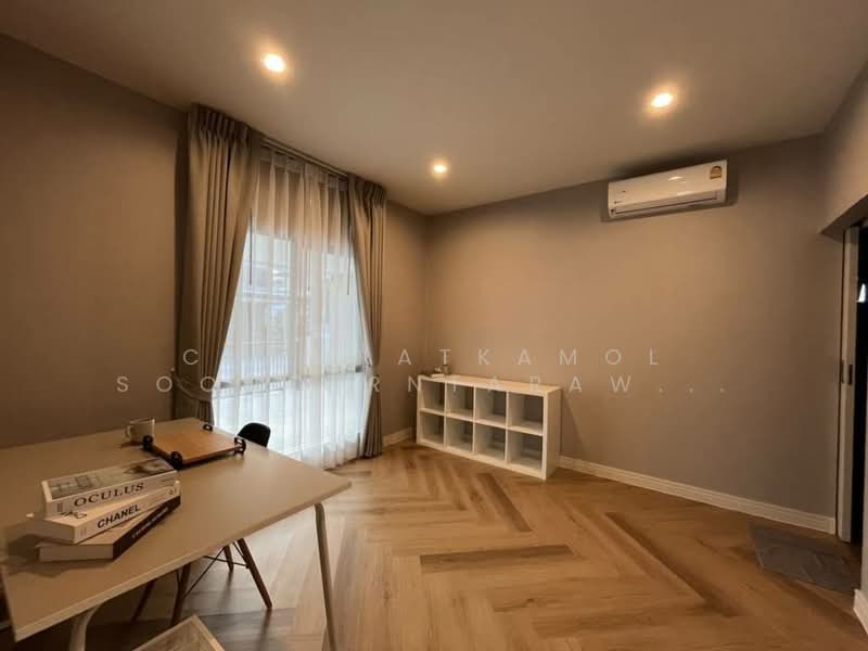 Burasiri Pattanakarn, Bangkok, New Pattanakarn Road, Prawet, Prawet, Bangkok, 4 Bedrooms, 210 sqm, Single Detached House For Sale, by Chomratkamol Soontorntarawong (Gor), 500157195 - DDproperty.com