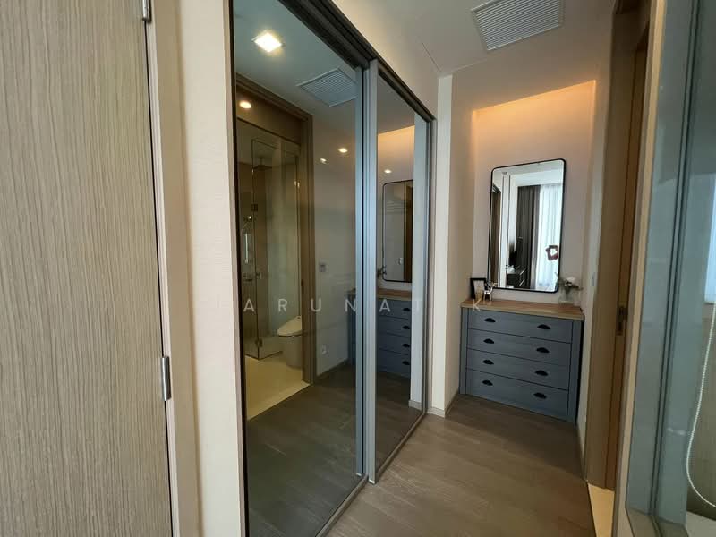 The Esse Asoke, Bangkok, 333 Soi Sukhumvit 21, Sukhumvit Road, Khlongtoei Nua, Watthana, Bangkok, 1 Bedroom, 45 sqm, Condo For Rent, by Jarunat K, 500157198 - DDproperty.com
