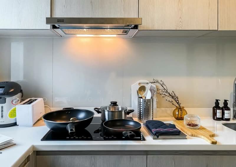 Life Asoke, Bangkok, Asoke-Dindang Road, Bang Kapi, Huai Khwang, Bangkok, 2 Bedrooms, 60 sqm, Condo For Rent, by Chomratkamol Soontorntarawong (Gor), 500157217 - DDproperty.com