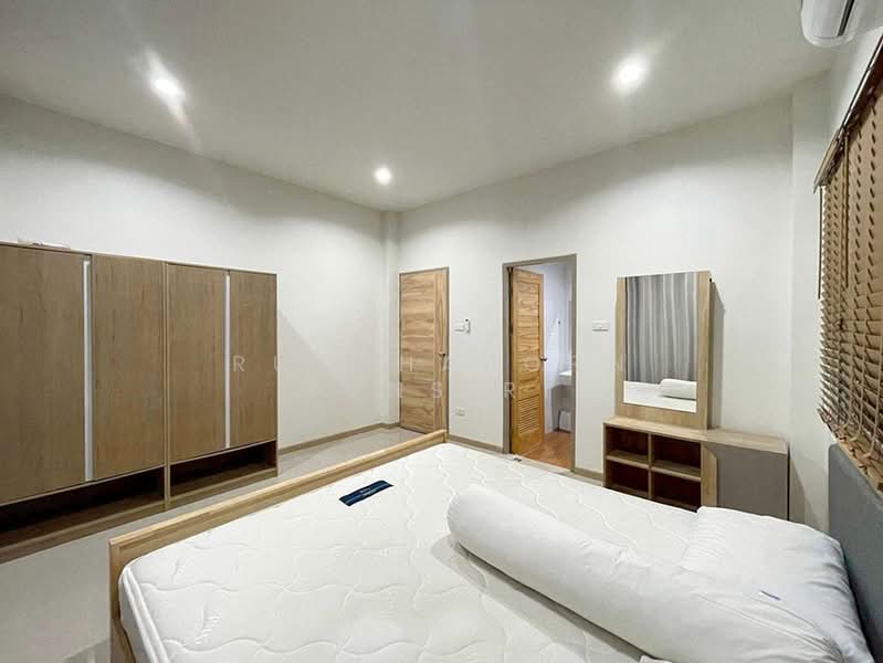 บ้านให้เช่า – ใกล้กาดฝรั่ง เพียง 5 นาที ค่าเช่า 15,000 บาท / เดือน รหัสทรัพย์ : No.14H1050, Chiang Mai, Ban Waen, Hang Dong, Chiang Mai, 3 Bedrooms, 100 sqm, Single Detached House For Rent, by Rutchaporn Tunsiri, 500157219 - DDproperty.com