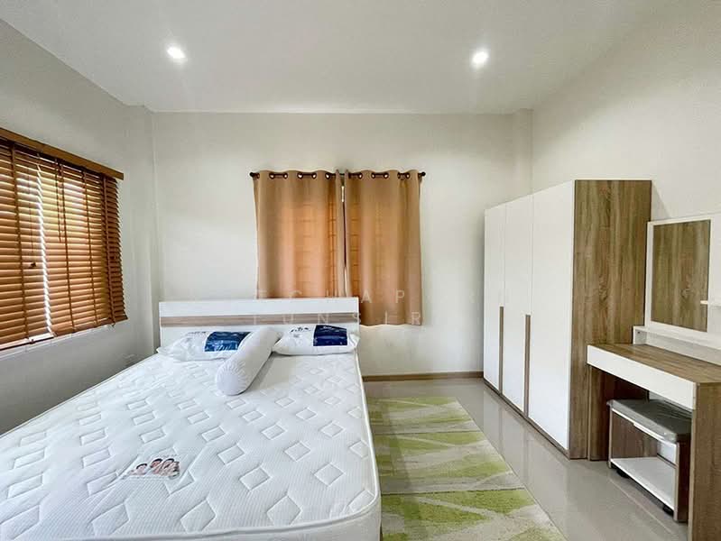 บ้านให้เช่า – ใกล้กาดฝรั่ง เพียง 5 นาที ค่าเช่า 15,000 บาท / เดือน รหัสทรัพย์ : No.14H1050, Chiang Mai, Ban Waen, Hang Dong, Chiang Mai, 3 Bedrooms, 100 sqm, Single Detached House For Rent, by Rutchaporn Tunsiri, 500157219 - DDproperty.com