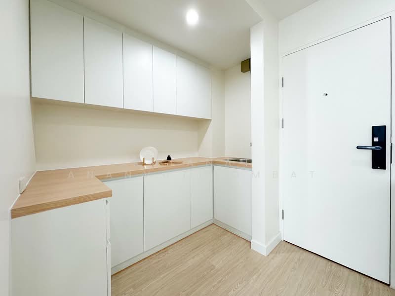 The IRIS Rama 9-Srinakarin, Bangkok, Srinakarin Road, Suan Luang, Suan Luang, Bangkok, 1 Bedroom, 32 sqm, Condo For Sale, by Kulanat Ananvutisombat, 500157229 - DDproperty.com