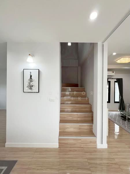 บ้านให้เช่า – ใกล้รร.สาธิตแห่งมหาวิทยาลัยรังสิตเชียงใหม่ ค่าเช่า 24,500 บาท / เดือน No.14H1051, Chiang Mai, Ban Waen, Hang Dong, Chiang Mai, 4 Bedrooms, 150 sqm, Single Detached House For Rent, by Rutchaporn Tunsiri, 500157241 - DDproperty.com