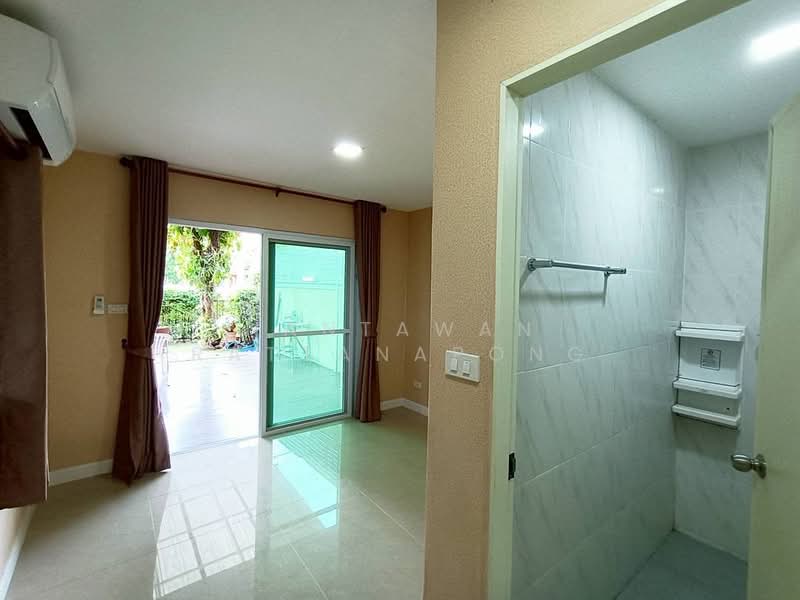 Siwalee Ratchaphruk, Chiang Mai, Mae Hia, Muang Chiang Mai, Chiang Mai, 4 Bedrooms, 200 sqm, Single Detached House For Sale, by Nantawan Rattanapong, 500157247 - DDproperty.com