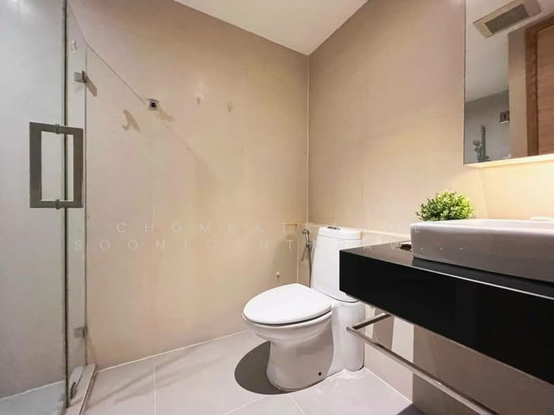 Socio Reference 61, Bangkok, Sukhumvit 61, Khlongtoei Nua, Watthana, Bangkok, 2 Bedrooms, 68 sqm, Condo For Rent, by Chomratkamol Soontorntarawong (Gor), 500157248 - DDproperty.com