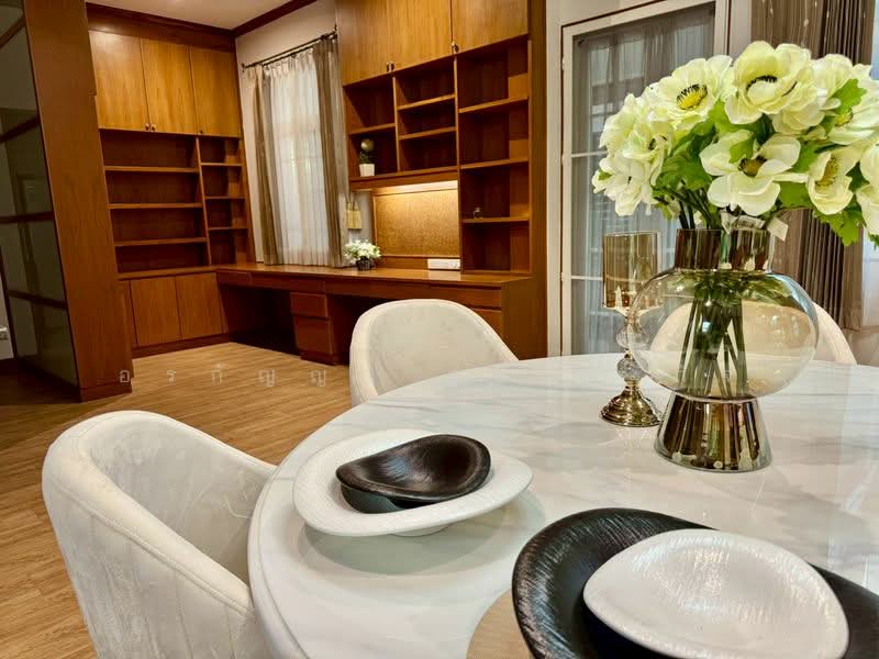 ขายบ้าน ในหมู่บ้านดิเอธิน่ากุลพันธ์วิลล์โครงการ 14 บ้านหลังใหญ่ ในโครงการคุณภาพ (ID:743HS), เชียงใหม่, ป่าแดด, เมืองเชียงใหม่, เชียงใหม่, 430 ตร.ม., บ้านเดี่ยว ขาย, โดย อรกัญญา สายวังกิจ, 500157251 - DDproperty.com