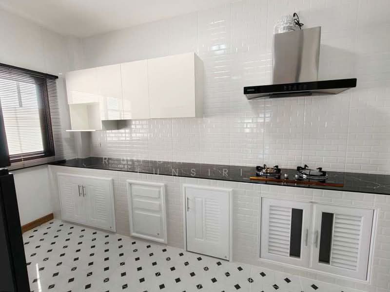 บ้านสวยให้เช่า – ใกล้ 89 พลาซ่า เพียง 10 นาที ค่าเช่า 32,000 บาท / เดือน รหัสทรัพย์ : No.15H834, Chiang Mai, Tha Wang Tal, Saraphi, Chiang Mai, 4 Bedrooms, 150 sqm, Single Detached House For Rent, by Rutchaporn Tunsiri, 500157271 - DDproperty.com