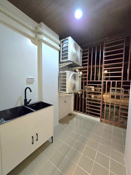 The Niche ID Ladprao 130, Bangkok, 130 Soi Ladprao 130, Khlong Chan, Bang Kapi, Bangkok, 1 Bedroom, 44 sqm, Condo For Sale, by คุณเหมียว, 500157272 - DDproperty.com