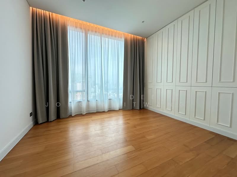 Sindhorn Residence, Bangkok, 54 Soi Ton Son, Lumphini, Pathum Wan, Bangkok, 3 Bedrooms, 148 sqm, Condo For Sale, by Yenrudee Jongsaritwang, 500157286 - DDproperty.com