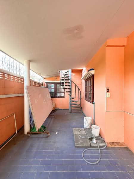 หลักสี่แลนด์ ดอนเมือง, Bangkok, โกสุมรวมใจ 39, Si Khan, Don Mueang, Bangkok, 4 Bedrooms, 150 sqm, Semi-Detached House (Twin House) For Sale, by Punpapa Rassamee, 500157317 - DDproperty.com